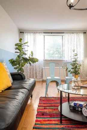 Downtown 3 beds! King bed Attraction! LM208